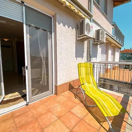Aranypart16 Apartman By Bltn Apartment Siofok