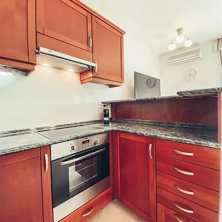 Apartment Aranypart16 Apartman By Bltn *